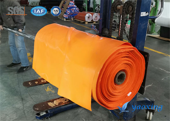 La goma de silicona anaranjada cubrió la tela de la fibra de vidrio usada en junta flexible incombustible